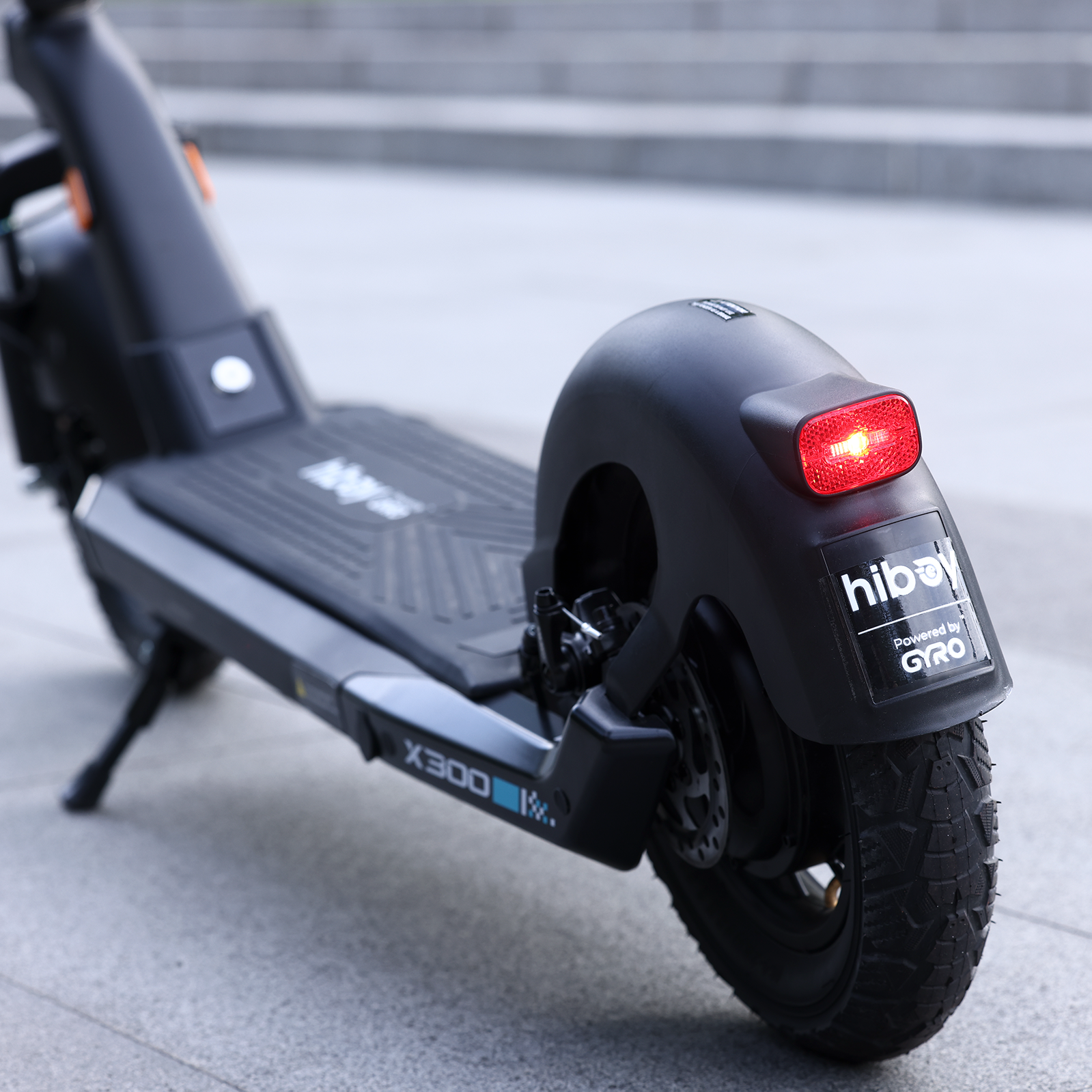 Hiboy X300 Big-Wheel Electric Scooter - Image 16