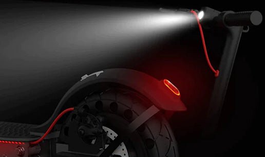 Hiboy S2 headlight, taillight and side lights at night