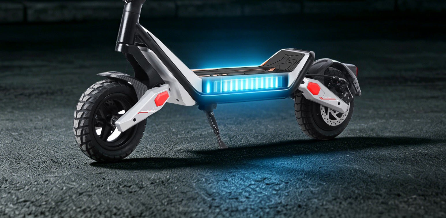 Nanrobot G3 battery glowing blue beneath the deck