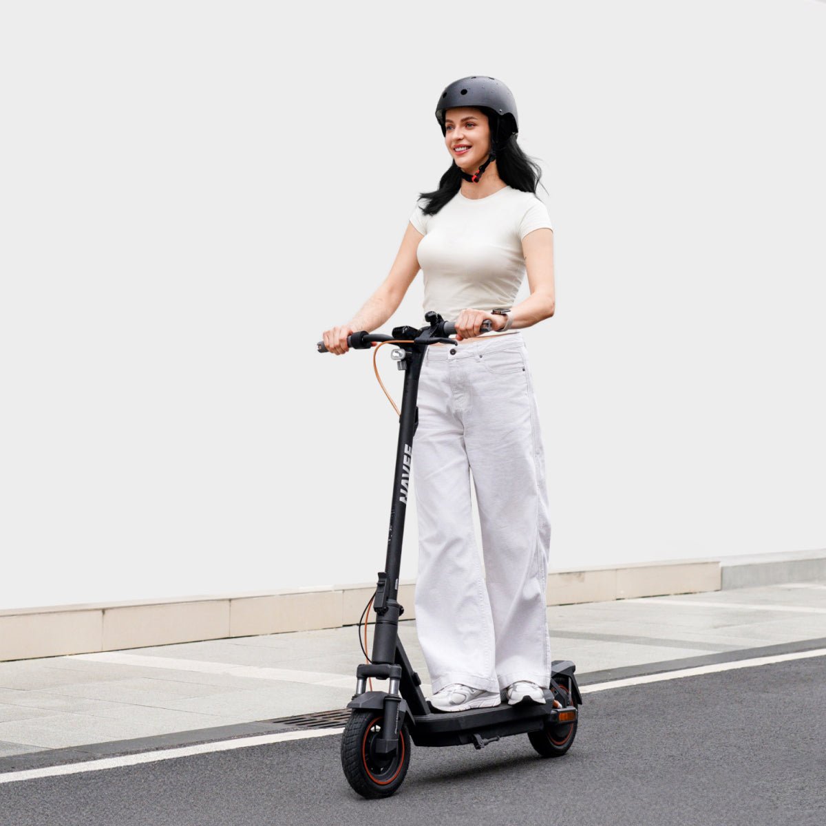 NAVEE GT3 | Commuter Electric Scooter - Image 7