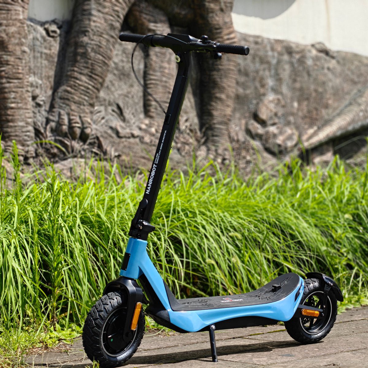 Nanrobot C1 electric scooter in Blue parked on a path