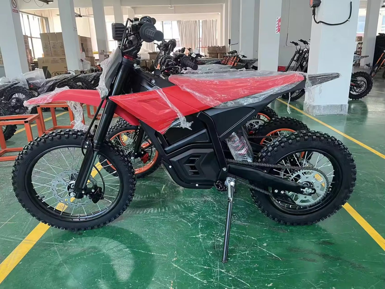 Wilson's MX35 Electric Dirt Bike - Image 8