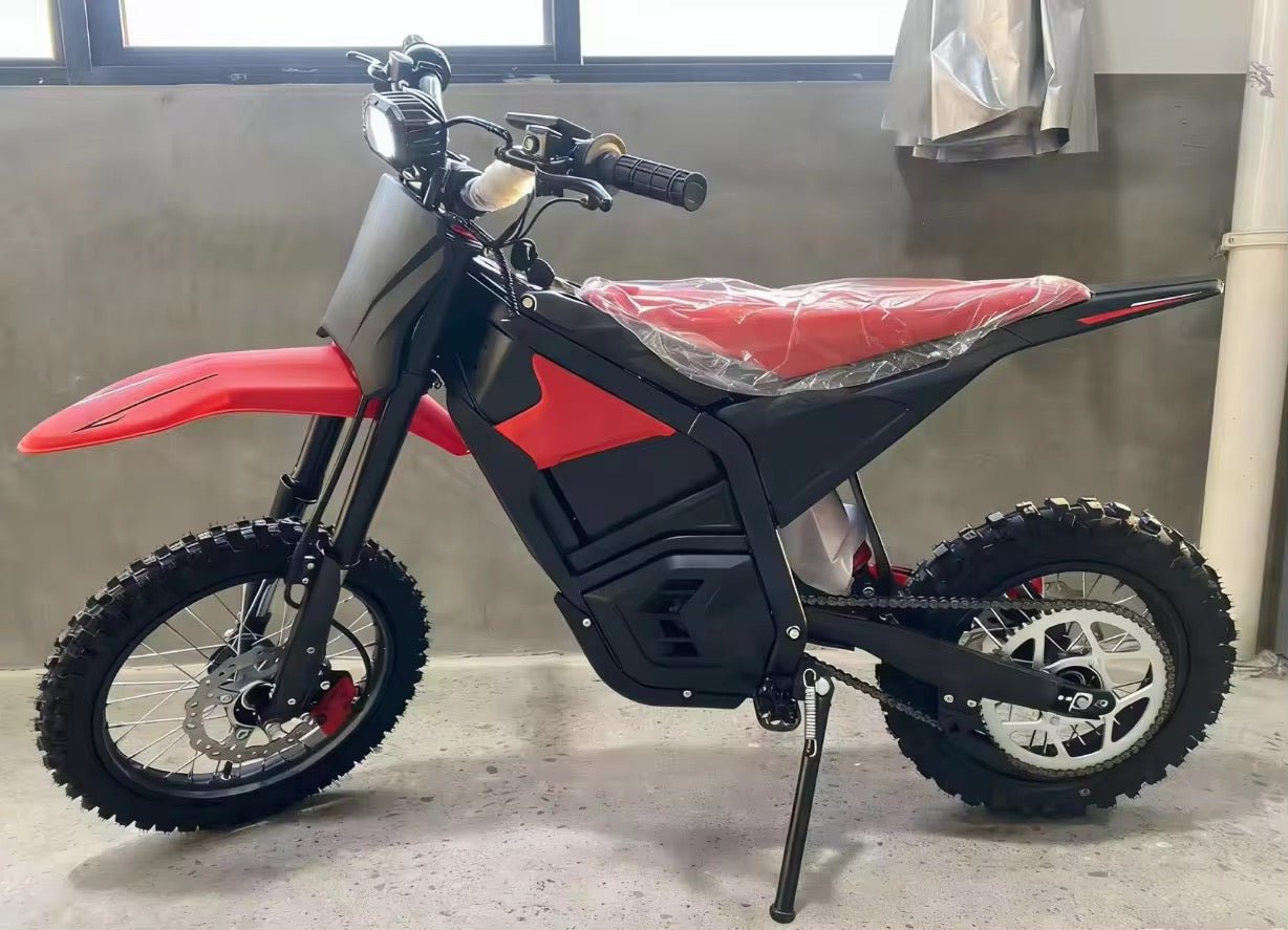 Wilson's MX35 Electric Dirt Bike - Image 11