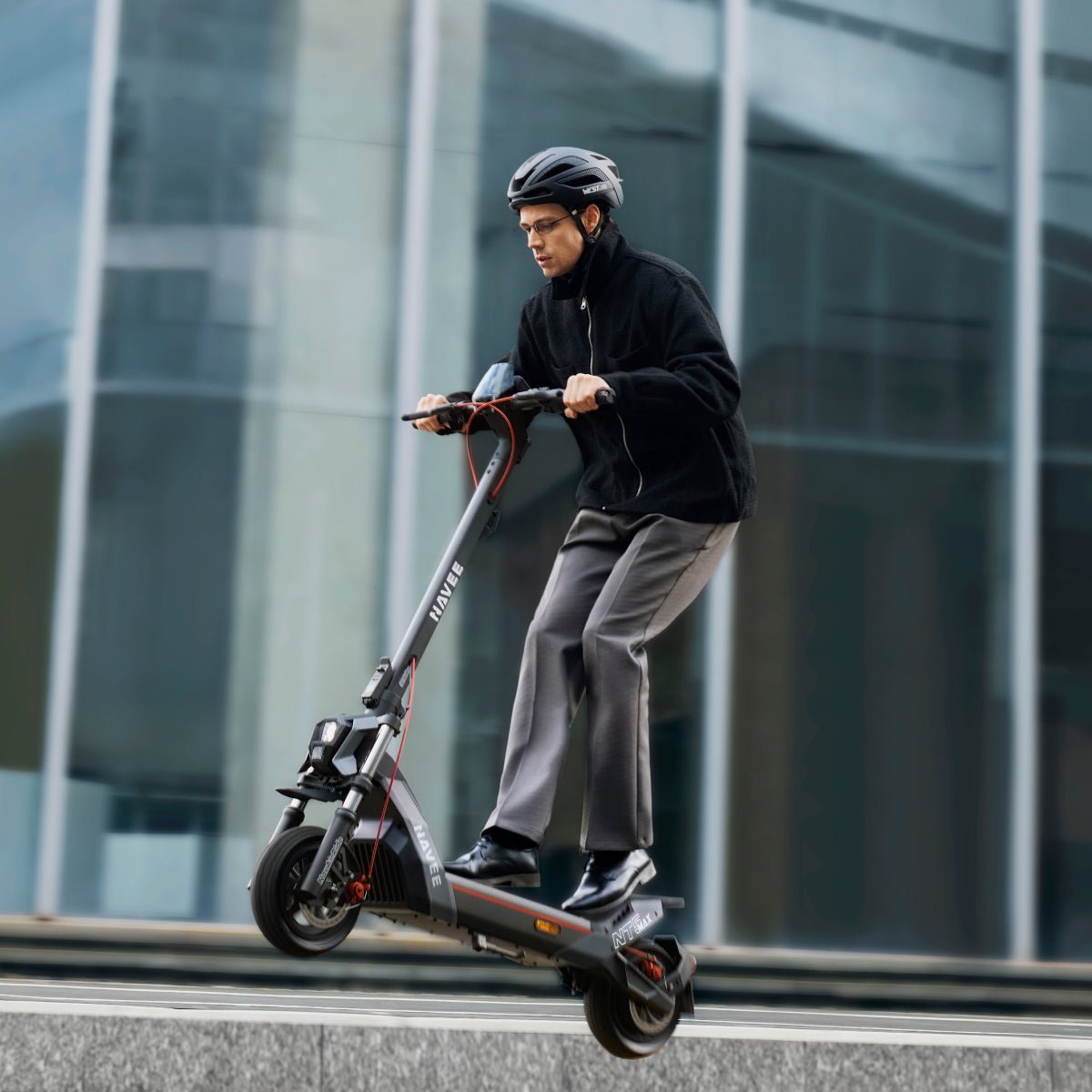 NAVEE NT5 Max | 31 MPH Urban Performance Electric Scooter - Image 7