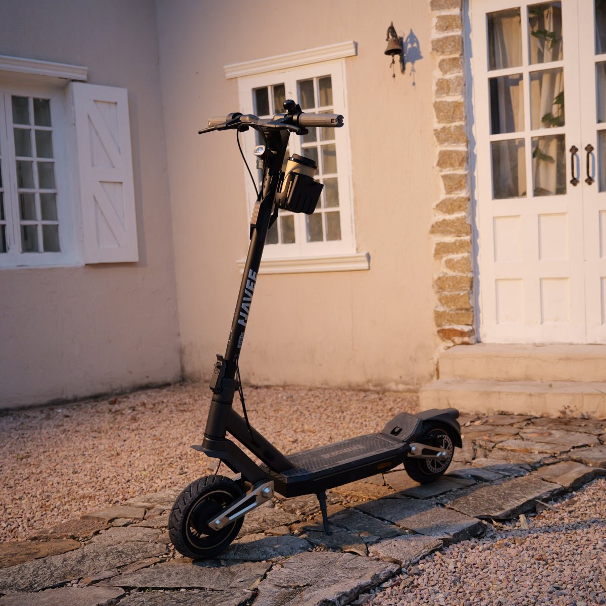 NAVEE ST3 | Smooth City Electric Scooter - Image 8