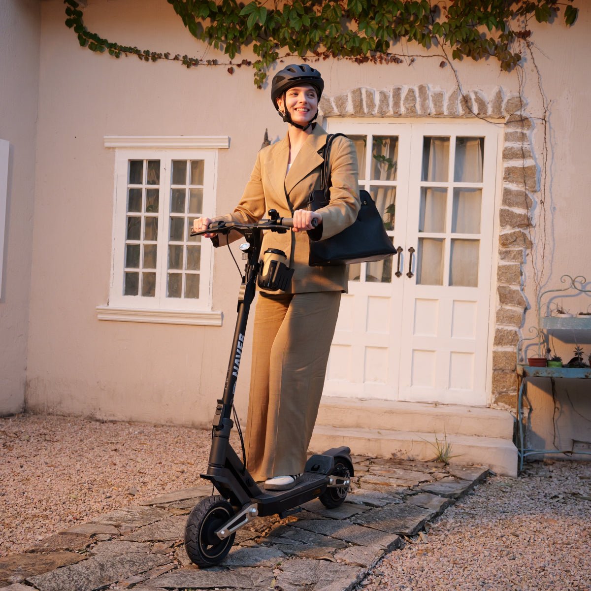 NAVEE ST3 | Smooth City Electric Scooter - Image 6