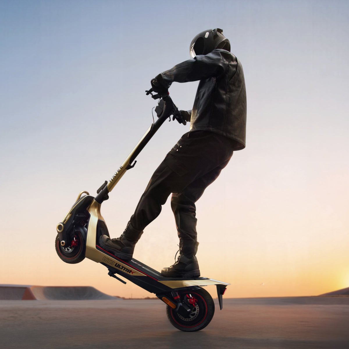 NAVEE UT5 Ultra X | 43.5 MPH Electric SuperScooter - Image 7