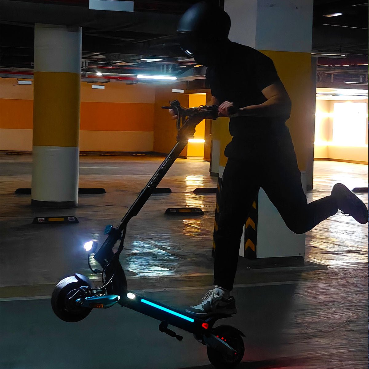 Nanrobot Lightning Pro Electric Scooter - Image 9