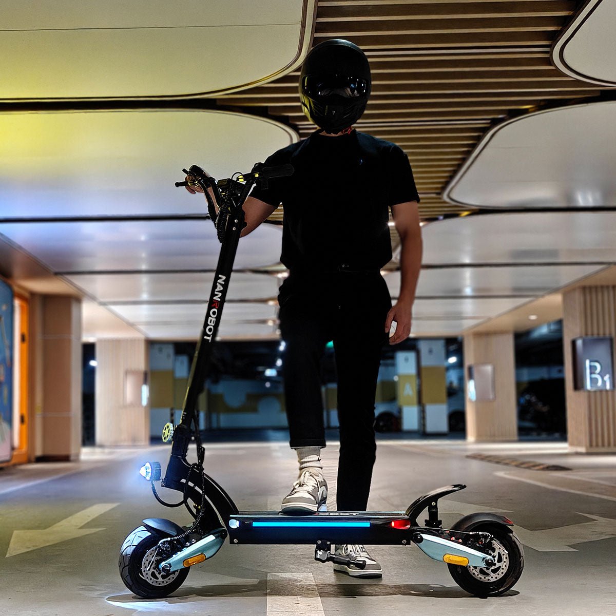 Nanrobot Lightning Pro Electric Scooter - Image 7