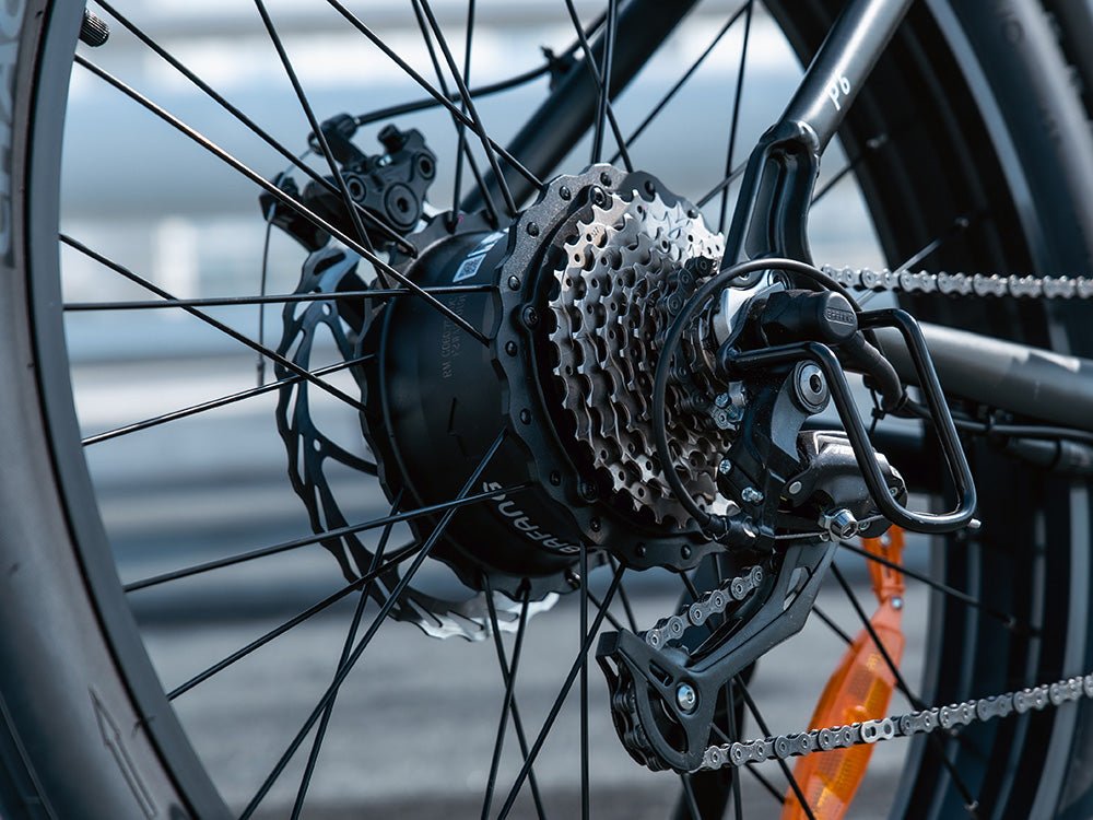 Close view of the thumb shifter and grip on the Hiboy P6 electric bike handlebar