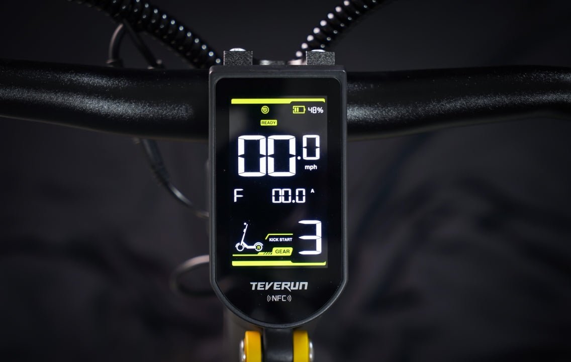 LED display on the Teverun Blade Mini Ultra electric scooter