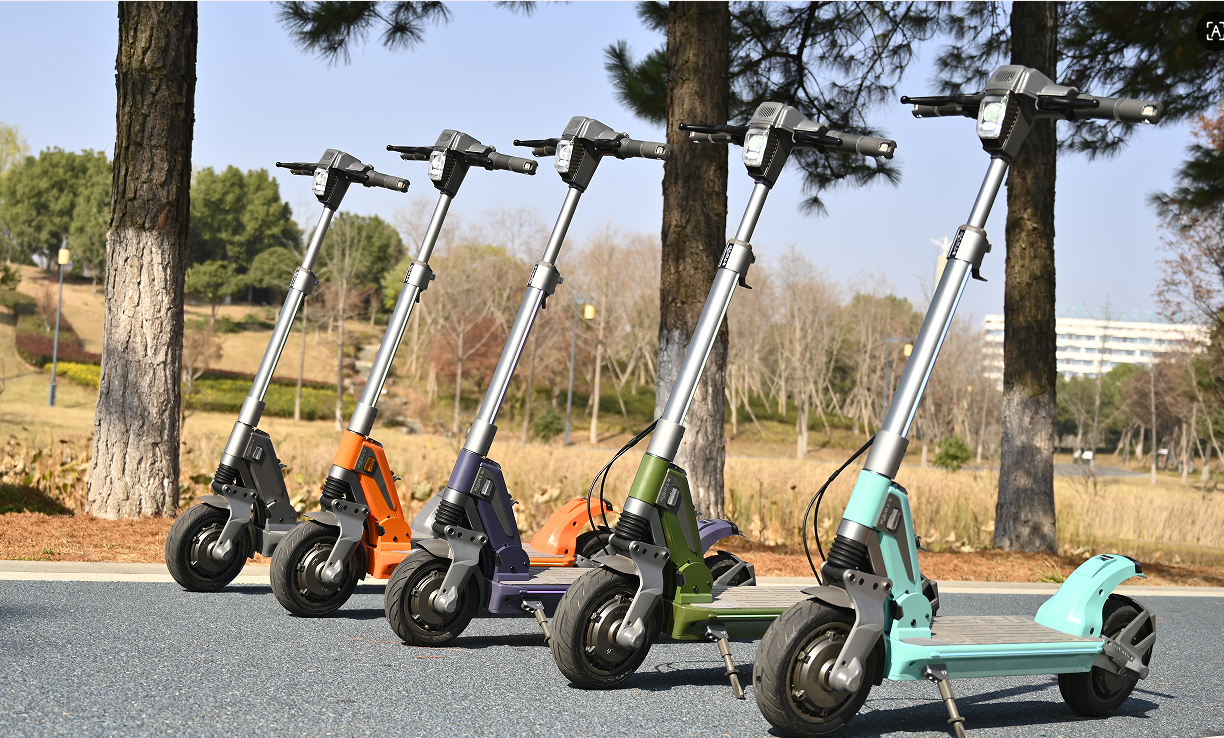 E-TWOW TankTorq TK3 electric scooter, view 7