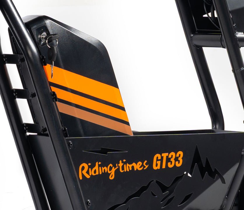 Battery box with GT33 branding on the Riding’times GT33