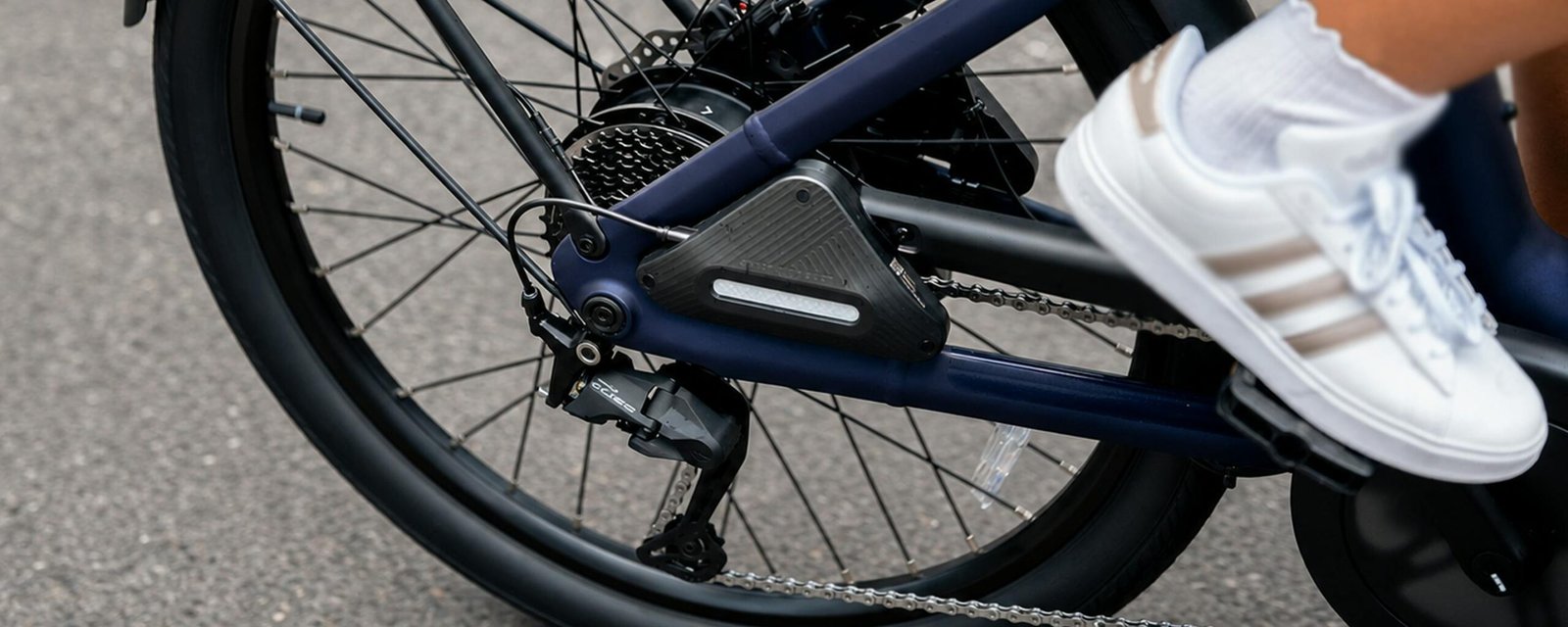 Electronic shifting derailleur and drivetrain of the Segway Myon electric bike