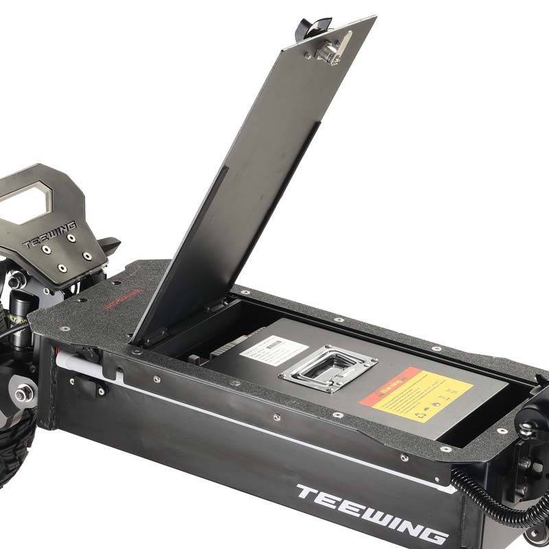 Removable 60V 40Ah battery in the deck of the Teewing Z4 Pro electric scooter