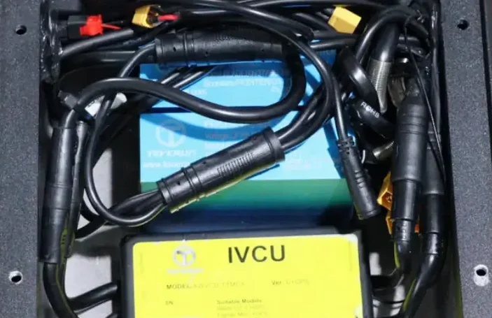 Waterproof internal wiring on the Teverun Blade GT II+ electric scooter